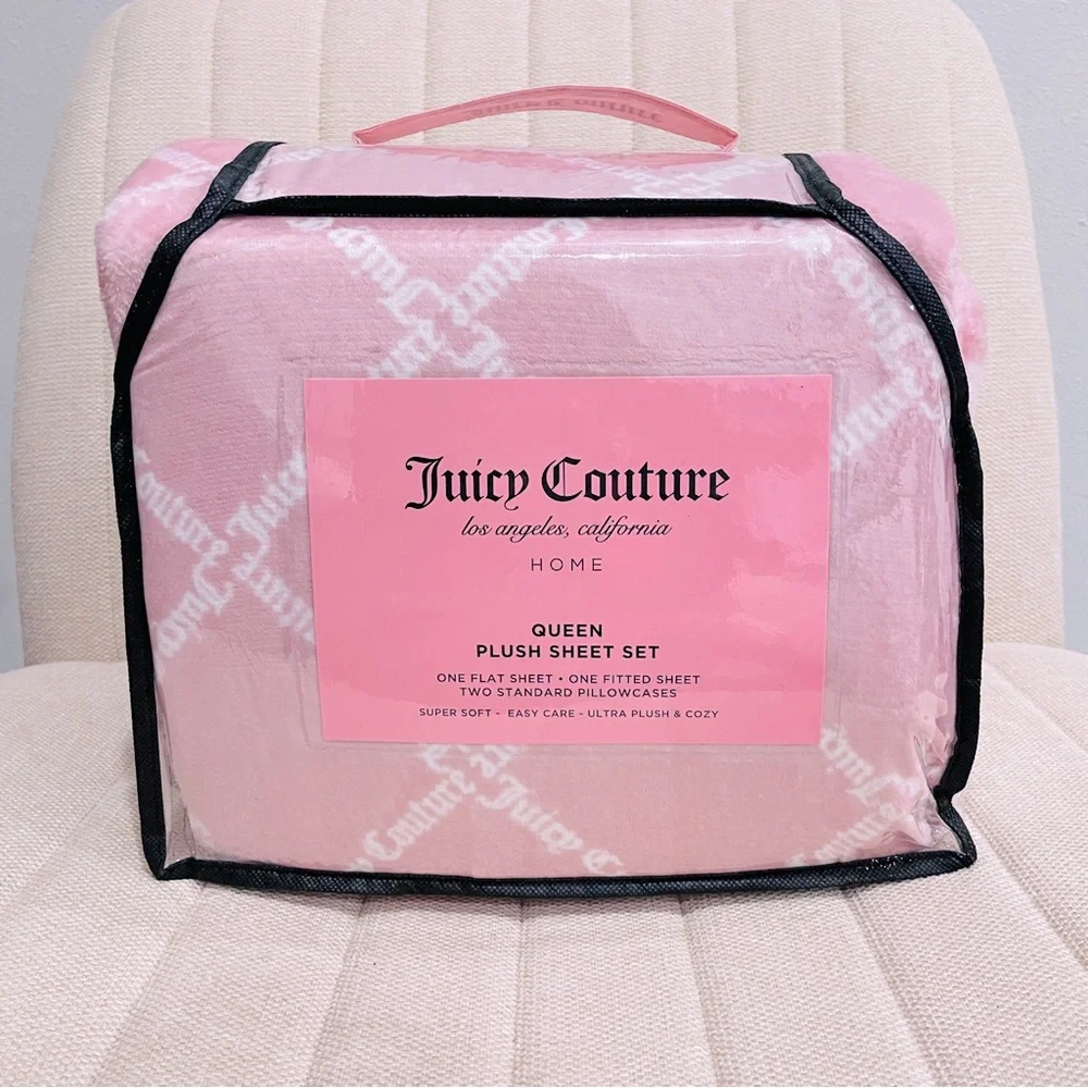 Juicy Couture Queen Plush Sheet Set‎ Pink Logo Trellis Ultra Soft 4 Piece NEW